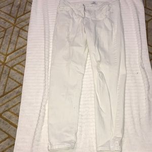 Kenzie tattered white jeans